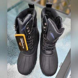Men's Duck Boots sz 11 Black
